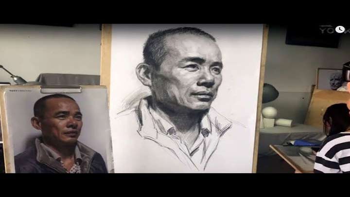 Man's portrait drawing in graphite pencil